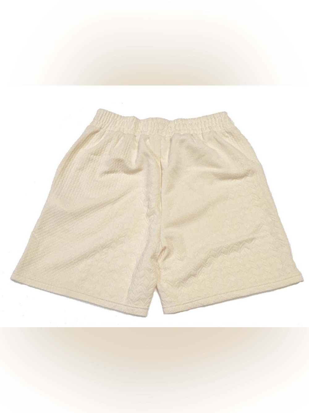 Rare Common Jacquard Button Short Set

Style# RCT-2506

Color: Off White - Picture 6 of 6